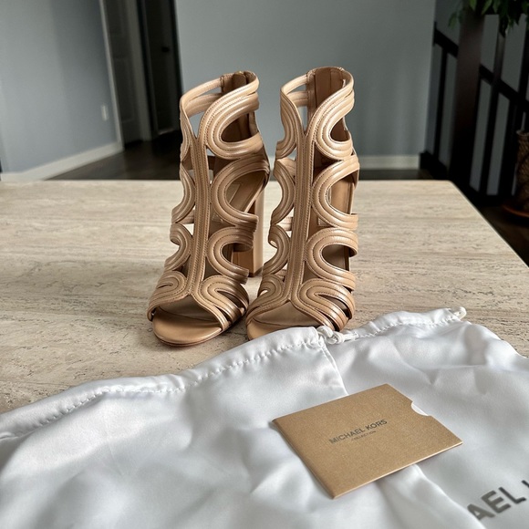 Michael Kors Collection Runway Pamina Toffee Heels - Picture 9 of 10